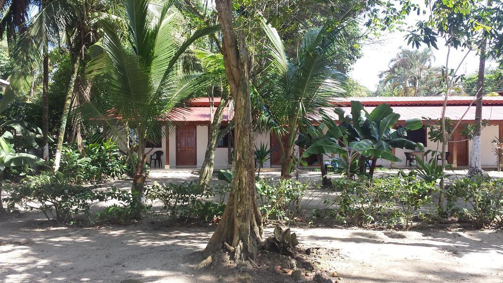Cabinas Yucca Puerto Viejo de Talamanca Exterior foto