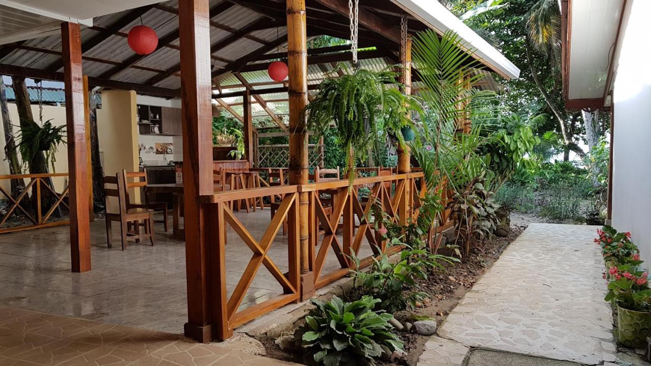 Cabinas Yucca Puerto Viejo de Talamanca Exterior foto