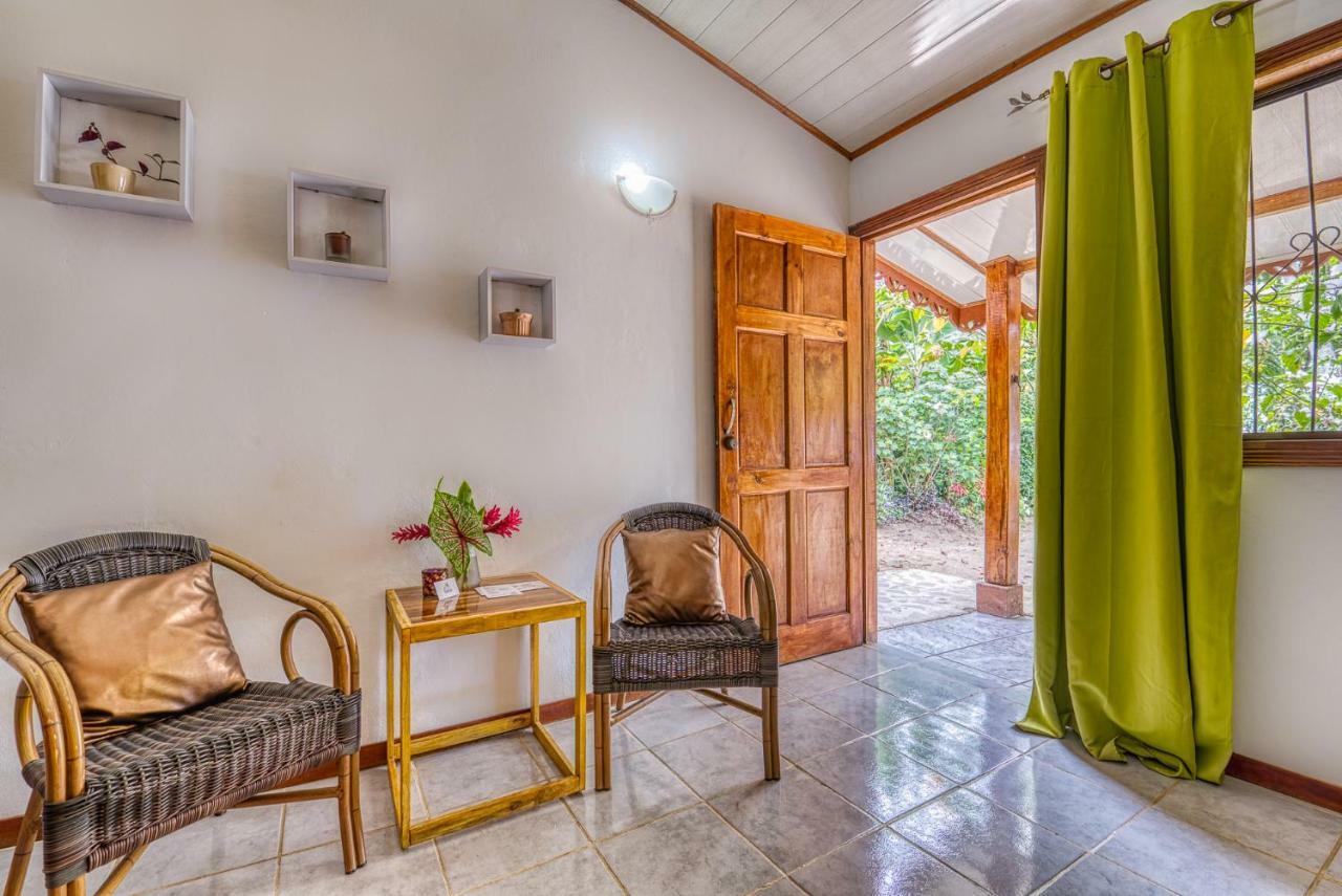 Cabinas Yucca Puerto Viejo de Talamanca Exterior foto