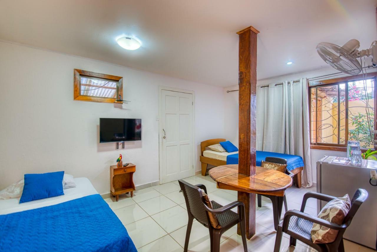 Cabinas Yucca Puerto Viejo de Talamanca Exterior foto