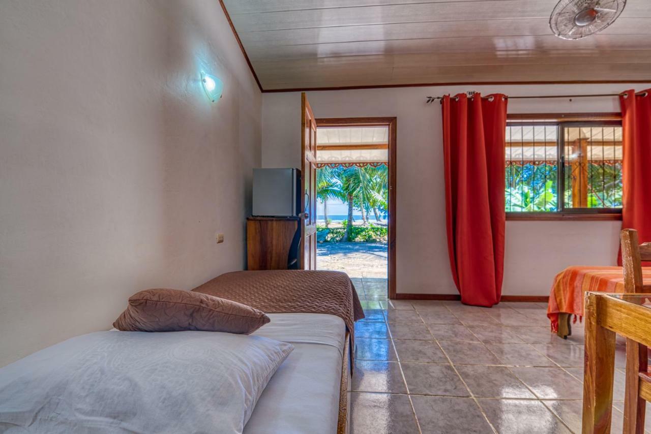 Cabinas Yucca Puerto Viejo de Talamanca Exterior foto
