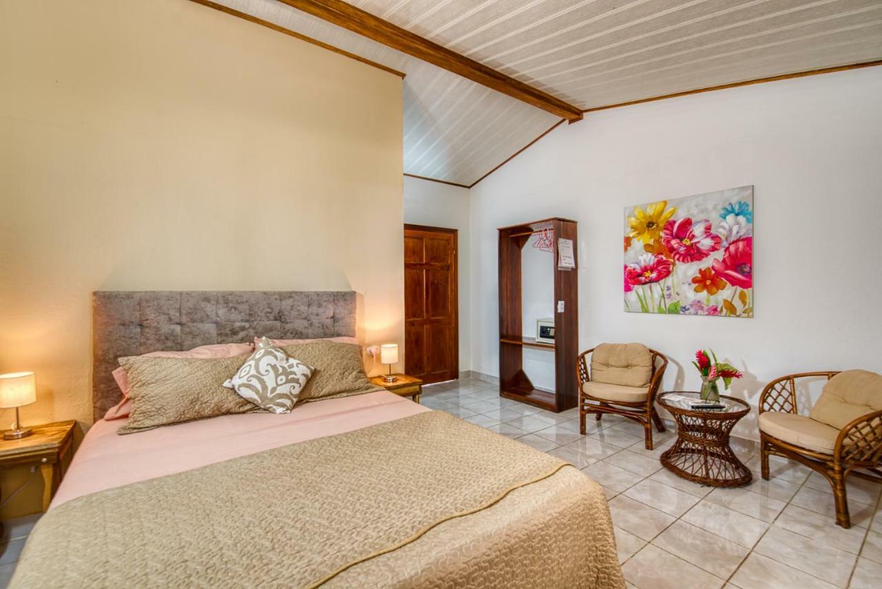 Cabinas Yucca Puerto Viejo de Talamanca Exterior foto