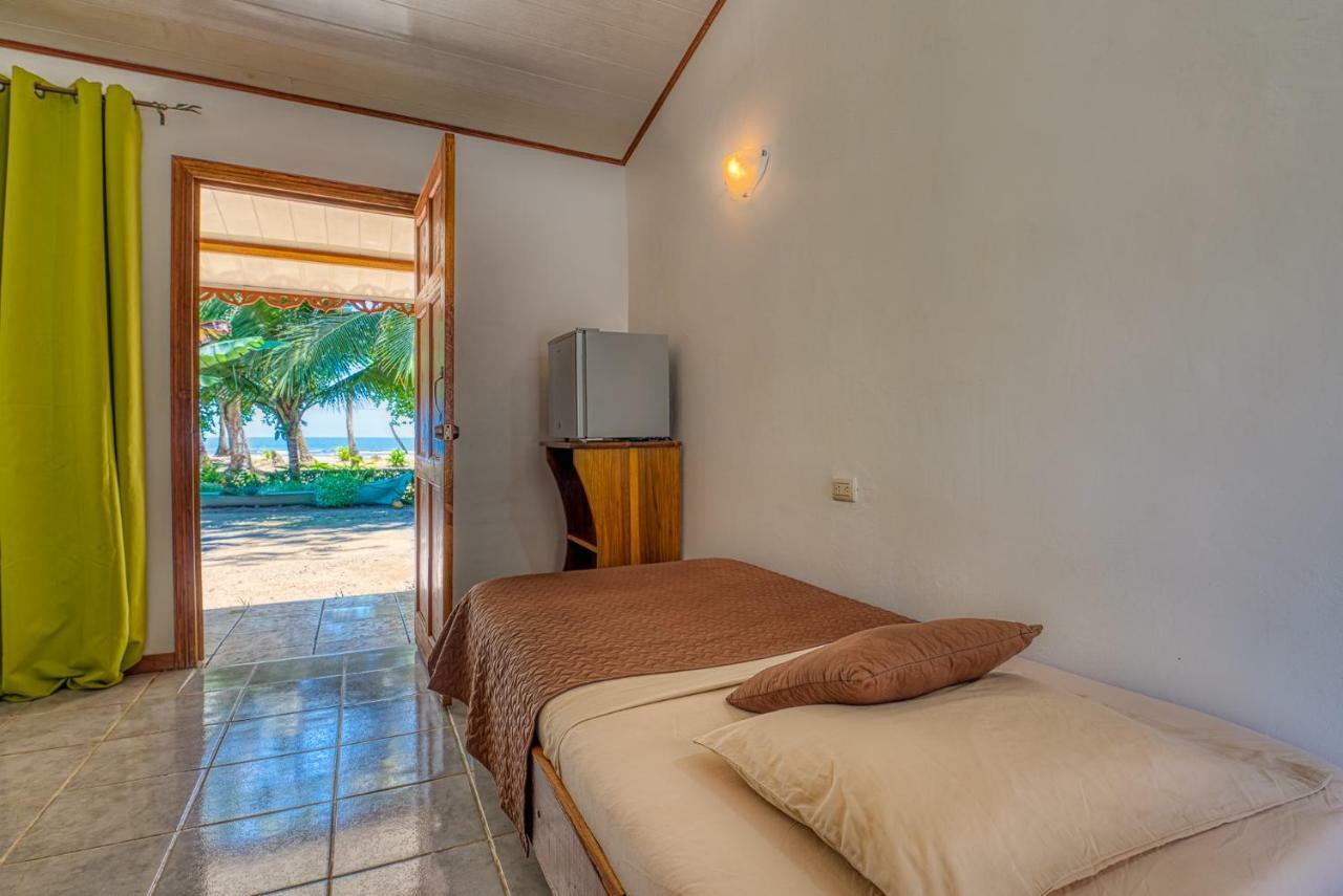 Cabinas Yucca Puerto Viejo de Talamanca Exterior foto